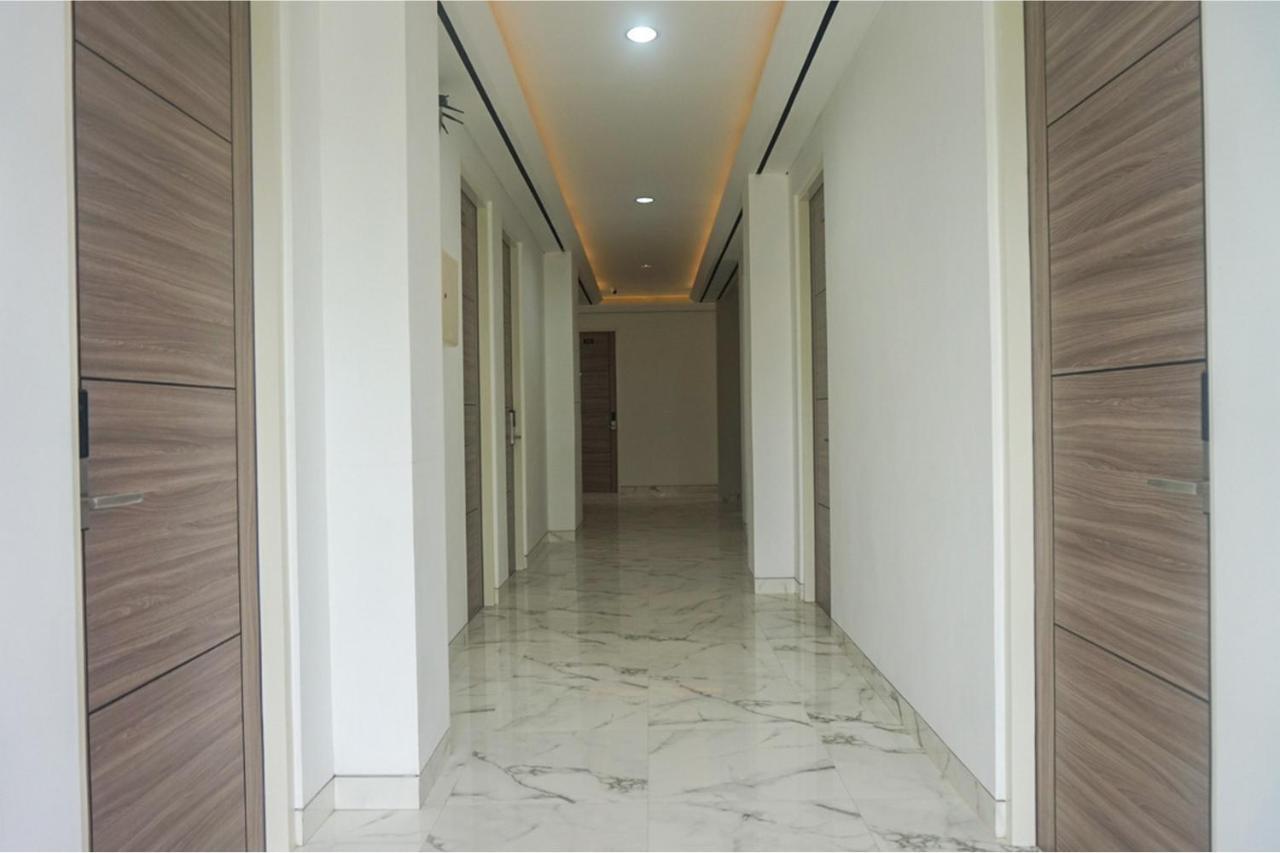 Reddoorz Near Araya Family Club House Hotel Malang Bagian luar foto